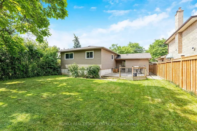 Additional image 37 of 292 Randall Cres