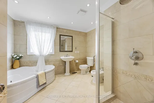 Additional image 22 of 32 Mossgrove Tr