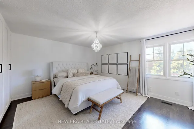 房产图片 24 - 1951 Rathburn Rd 单元 5