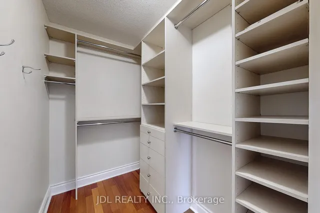 Additional image 19 of 240 Lexington Rd