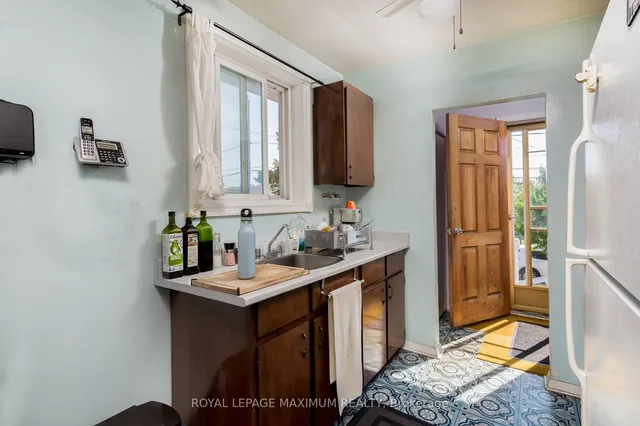 Additional image 13 of 52 Seacliff Blvd