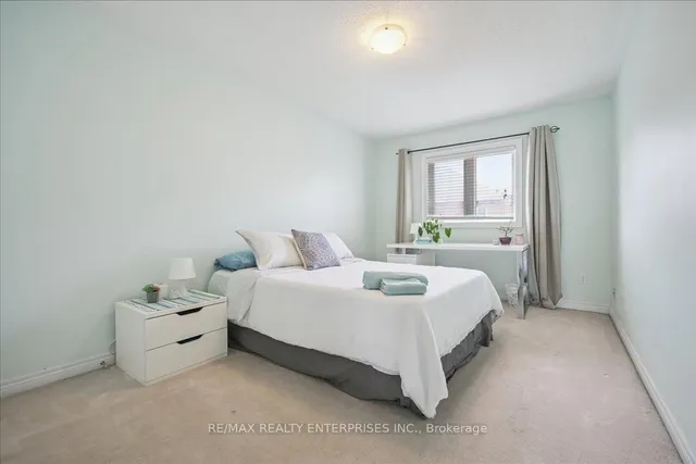 Additional image 27 of 1027 LAIDLAW Dr