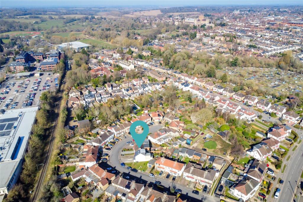 Additional image 13 of Leyland Avenue, St. Albans, Hertfordshire, AL1