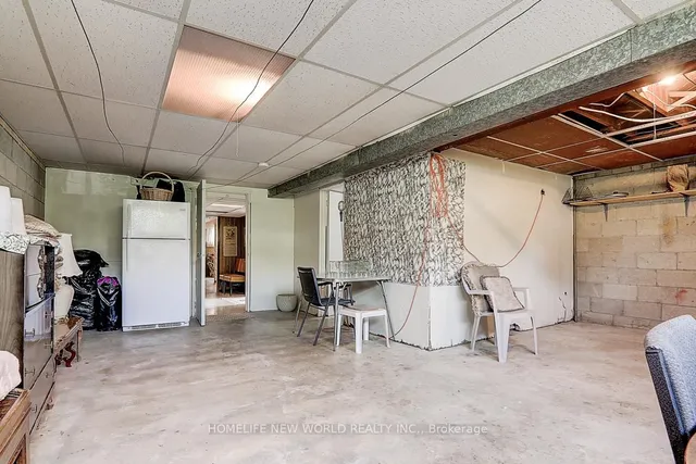 Additional image 31 of 43 Coquette Rd