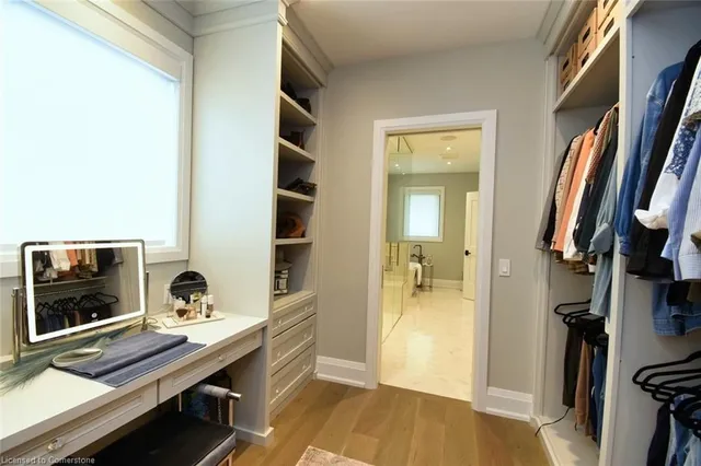 Additional image 33 of 98 Moore Cres