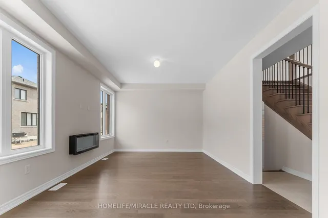 房产图片 16 - 873 Logan Dr