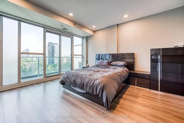 Additional image 24 of 220 George St Unit 1105