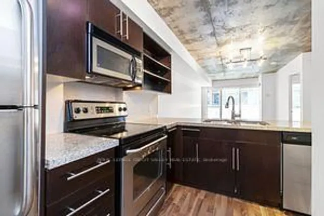 Additional image 5 of 1005 King St Unit 505