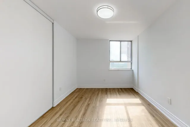 Additional image 22 of 1 Massey Sq Unit 1506