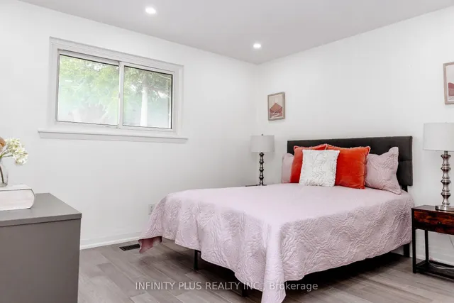 Additional image 12 of 31 Autumn Blvd