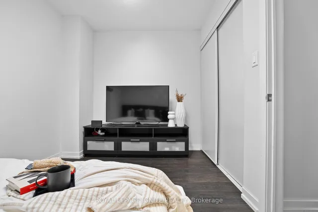 Additional image 37 of 2063 Weston Rd Unit Unit  2