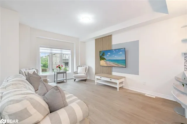 Additional image 12 of 316 Humphrey St Unit 43