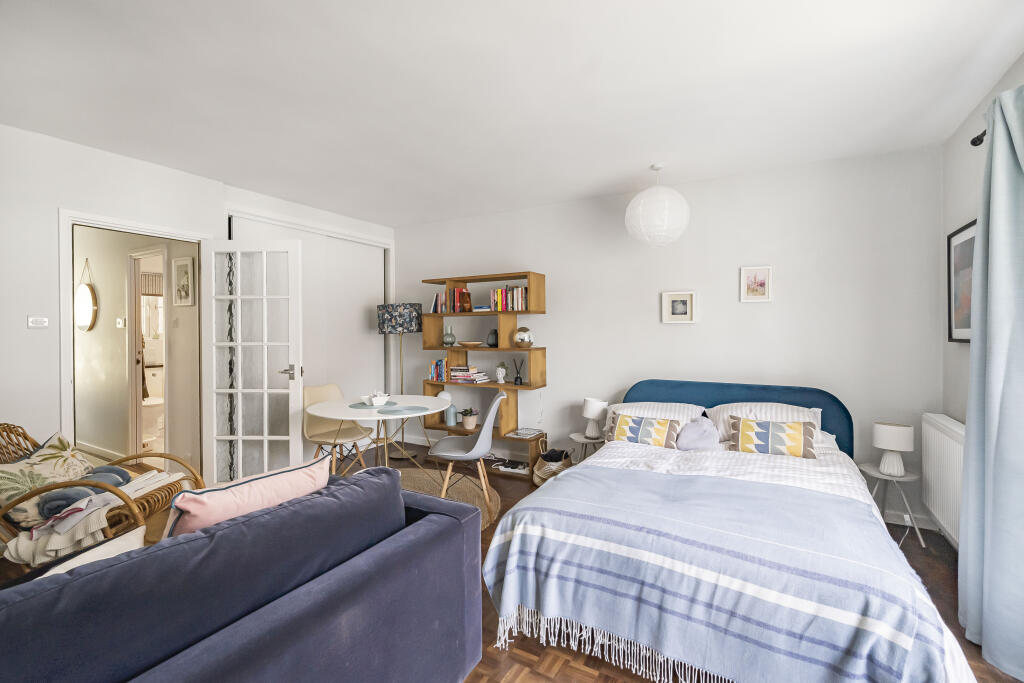 Additional image 9 of Park Close, Hatfield, AL9