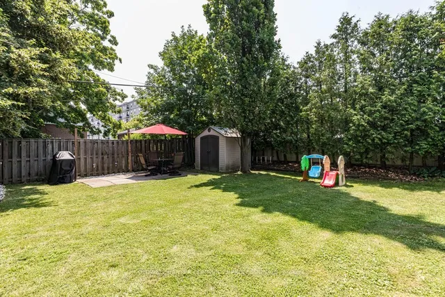 Additional image 50 of 40 Duncombe Dr