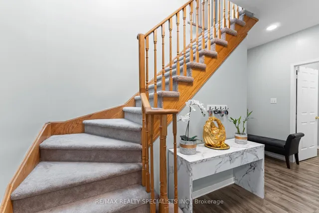 Additional image 21 of 17 Bushberry Rd