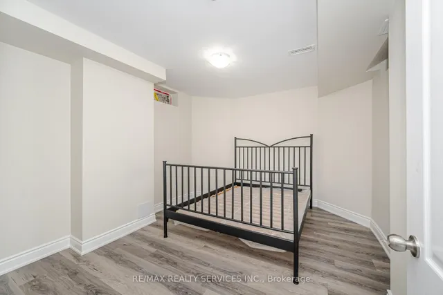 房产图片 35 - 10 Deepcoral Crt