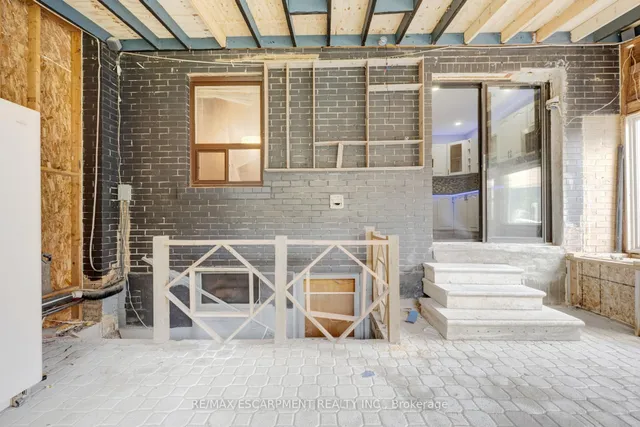 Additional image 49 of 61 Clarence St