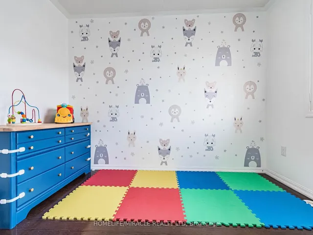 Additional image 37 of 55 Mccandless Crt