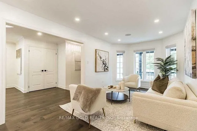 房产图片 6 - 30 Deerglen Dr