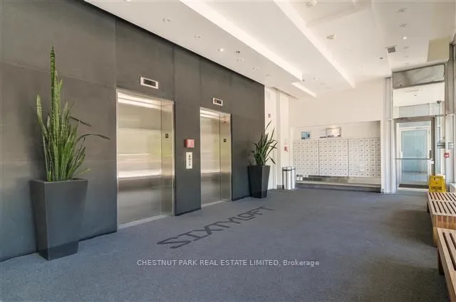 Additional image 24 of 60 Bathurst St Unit 211