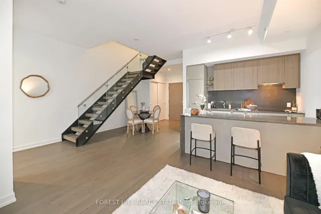 Additional image 4 of 161 Roehampton Ave Unit 102