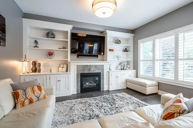 Additional image 11 of 7 Volterra Crt