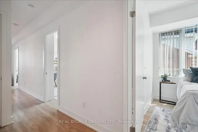 Additional image 11 of 525 Adelaide St Unit 215