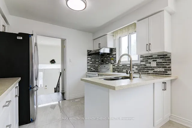 Additional image 13 of 52 Baylawn Dr