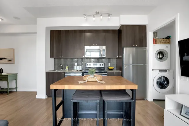 Additional image 13 of 775 King St Unit 612