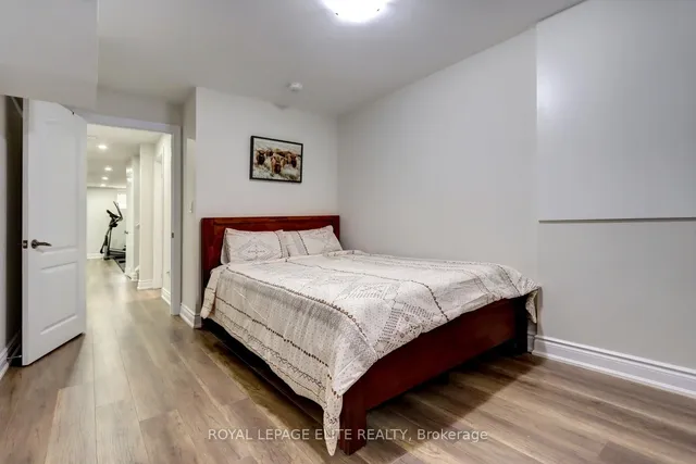 房产图片 31 - 2567 Capilano Cres