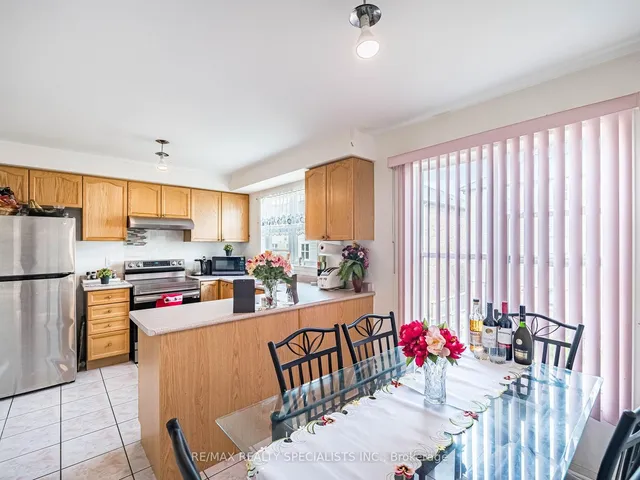 Additional image 15 of 5980 Whitehorn Ave Unit 117