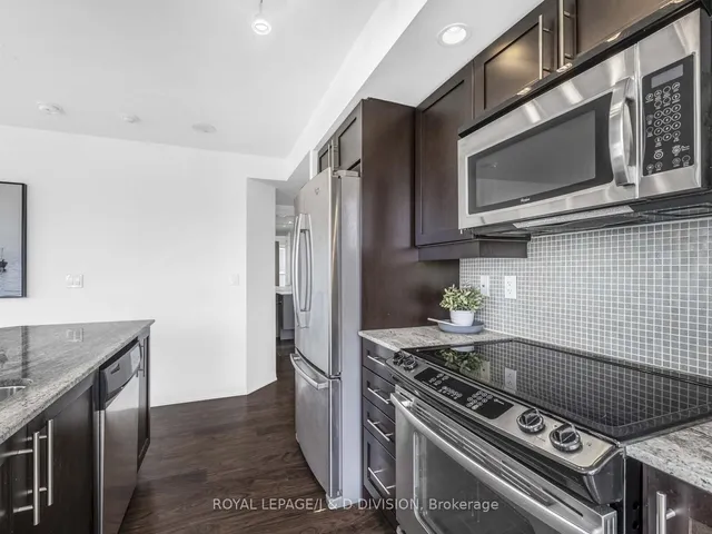 Additional image 13 of 65 East Liberty St Unit 1202