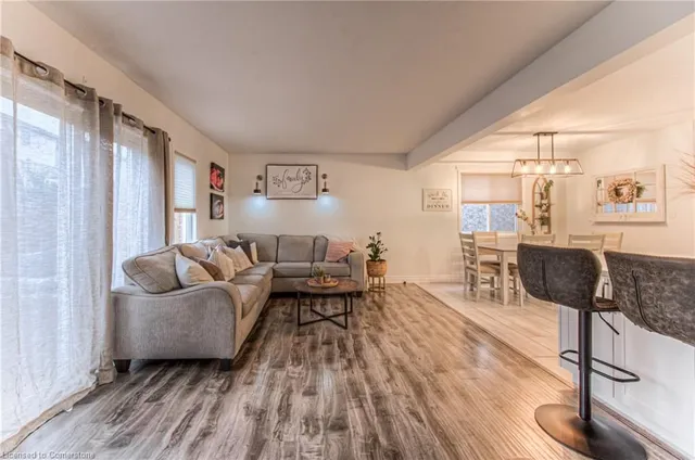 房产图片 12 - 桃花园街43号