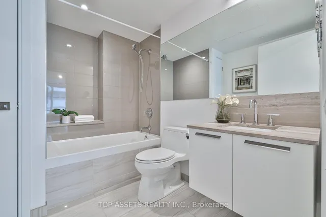 Additional image 29 of 50 Charles St Unit 3707