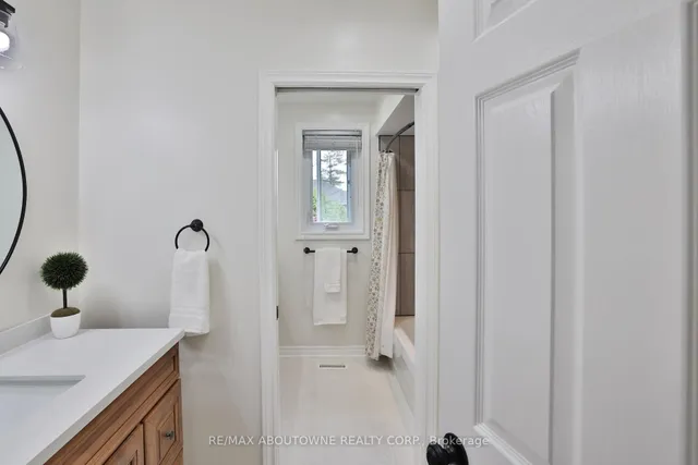 Additional image 28 of 4220 Spruce Ave