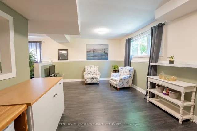 Additional image 31 of 23 Wadsworth Circ