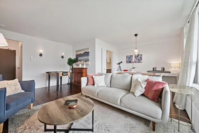 房产图片 11 - 多伦多南港街65号1002单元