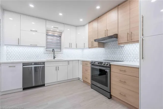 Additional image 9 of 104 Second St Unit UPPER