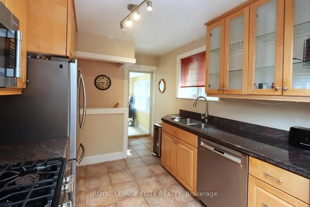 Additional image 10 of 1208 Bellview St