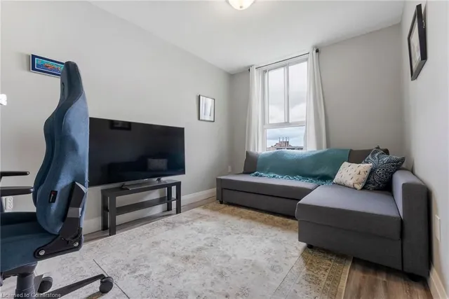 Additional image 18 of 1966 Main St Unit 1109