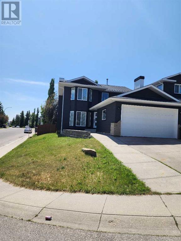 112 Christie Park Manor SW|Calgary, Alberta T3H2E8