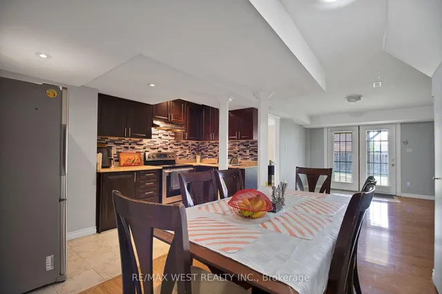 Additional image 42 of 3 Fallowfield Rd