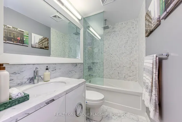 Additional image 21 of 88 Park Lawn Rd Unit 1105