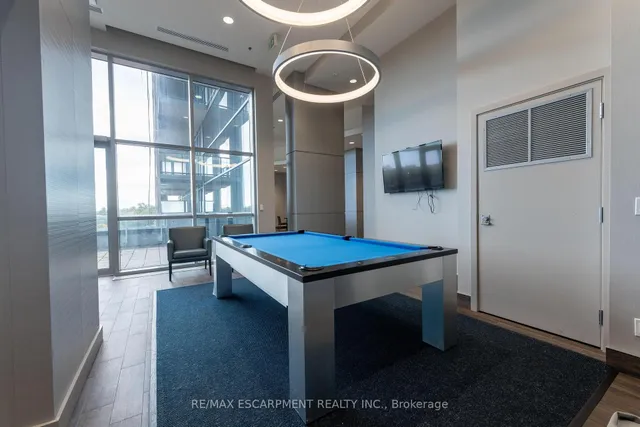 房产图片 4 - 加拿大伯灵顿Fairview街2087号504单元