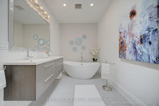 Additional image 29 of 238 Renforth Dr