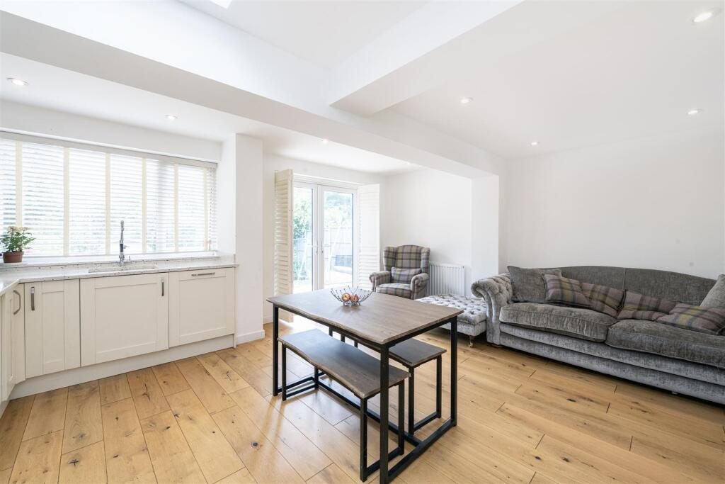 Additional image 6 of Wroxham Way, Harpenden