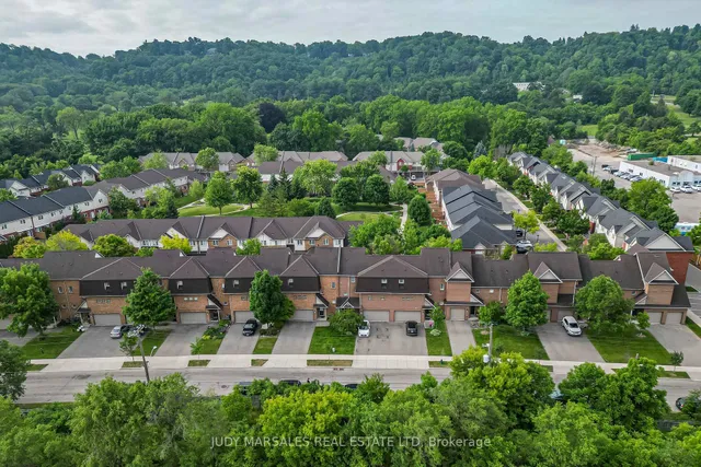 Additional image 35 of 100 Beddoe Dr Unit 21