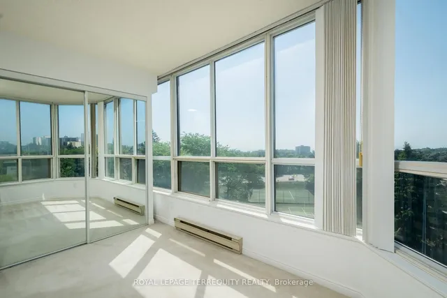 Additional image 19 of 10 Guildwood Pkwy Unit 629