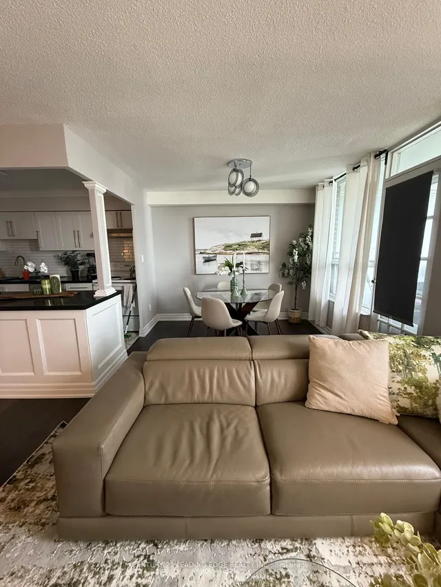 Additional image 6 of 10 Edgecliff Gfwy Unit 1704