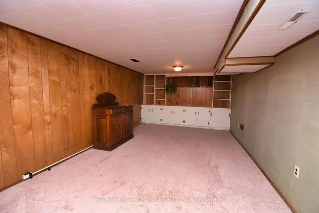 Additional image 33 of 665 Bendamere Ave